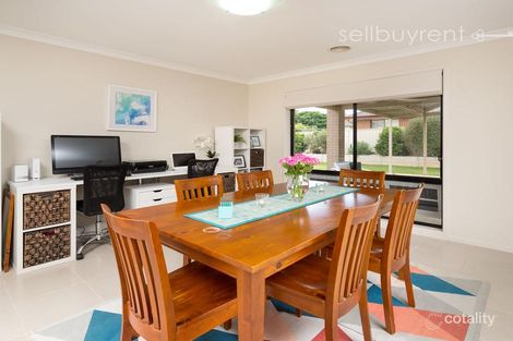 Property photo of 12 Whiteley Circuit Baranduda VIC 3691