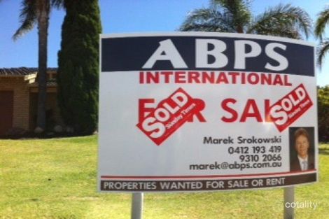 10 Robertson Rd, Kardinya, WA 6163