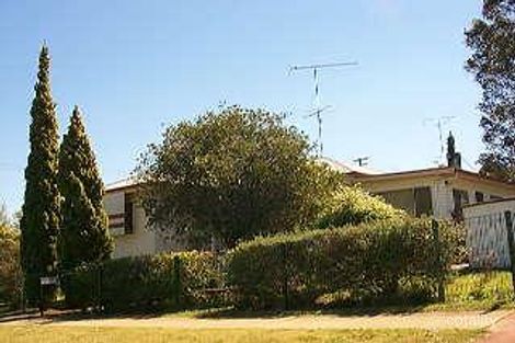 24 Sourris St, Mount Lofty, QLD 4350