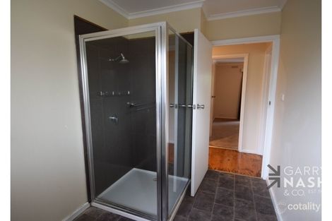 Property photo of 17 Rangeview Avenue Wangaratta VIC 3677