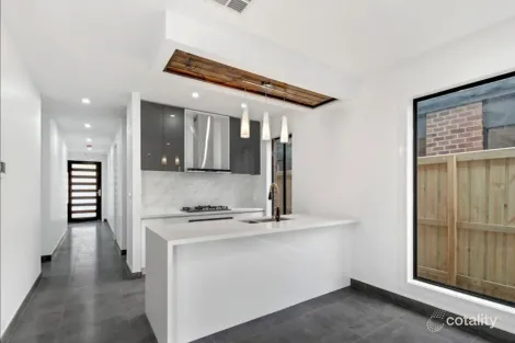 Property photo of 25 Wardan Avenue Greenvale VIC 3059