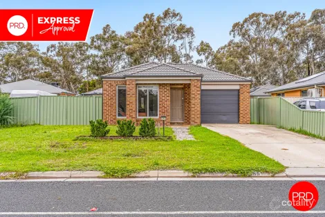 Property photo of 395 Howard Street Eaglehawk VIC 3556