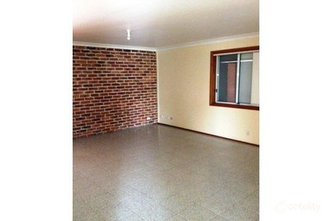 Property photo of 17 Emu Avenue Hinchinbrook NSW 2168