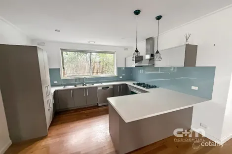 Property photo of 3 Sim Crescent Glenroy VIC 3046