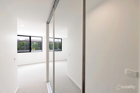 Property photo of 3/2 Hinder Street Gungahlin ACT 2912