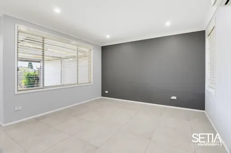 Property photo of 40 Kenneth Crescent Dean Park NSW 2761