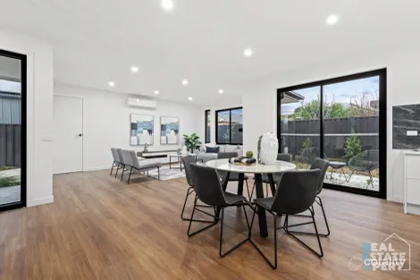 Property photo of 2/29 Oconnor Road Knoxfield VIC 3180