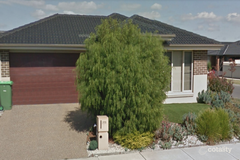 Property photo of 29 Victory Drive Pakenham VIC 3810