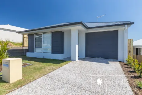 16 Derwent St, South Ripley, QLD 4306