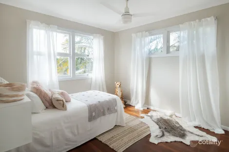 Property photo of 42 Glenmorgan Street Keperra QLD 4054