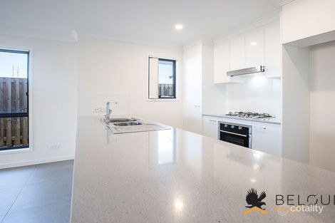 Property photo of 3 Lauenstein Crescent Pimpama QLD 4209