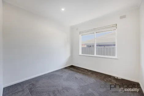 Property photo of 28 Walkleys Road Valley View SA 5093
