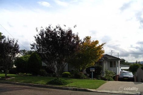 2 Virginia St, Warners Bay, NSW 2282