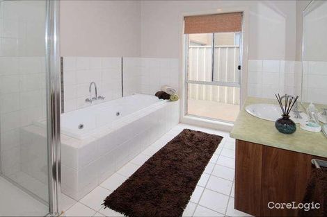 Property photo of 15 Calthorpe Green Caroline Springs VIC 3023