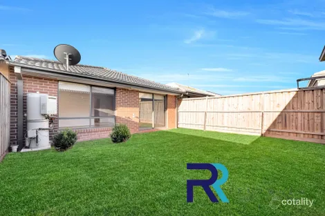 Property photo of 8 Powlett Street Werribee VIC 3030