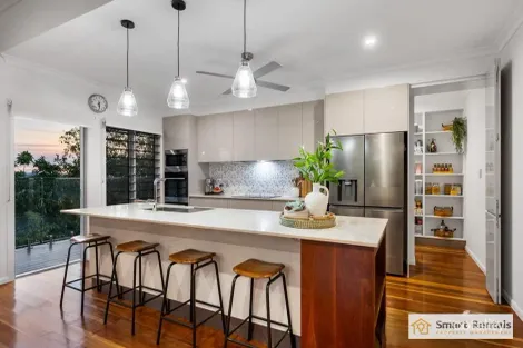 Property photo of 24 The Point Castle Hill QLD 4810