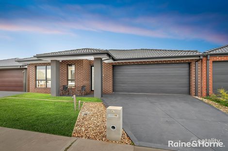 Property photo of 47 Swainson Close Tarneit VIC 3029