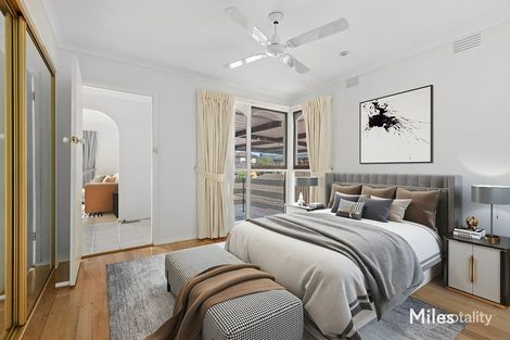Property photo of 52 Dunvegan Crescent Macleod VIC 3085