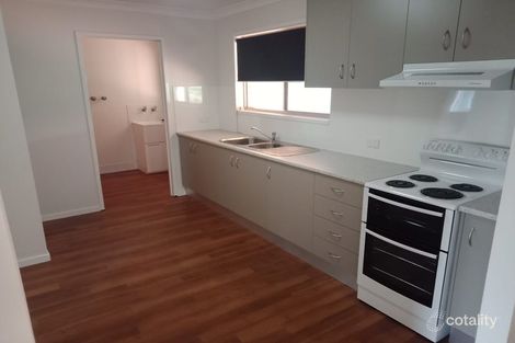 2 Station St, Hampton, QLD 4352