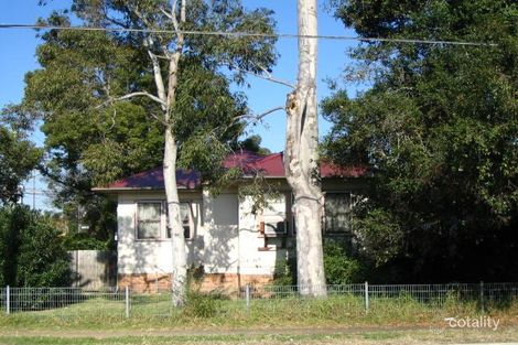 115 Fitzwilliam Rd, Toongabbie, NSW 2146