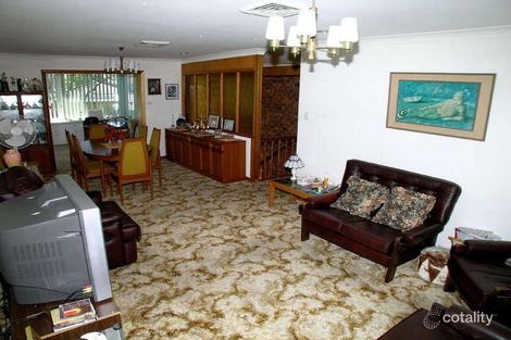 Property photo of 18 Mimosa Avenue Saratoga NSW 2251