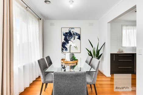 Property photo of 37 Linacre Crescent Gladstone Park VIC 3043