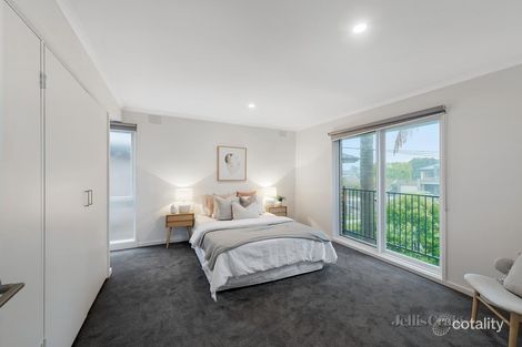 Property photo of 49 Sevenoaks Road Burwood East VIC 3151