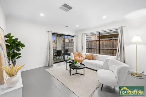 Property photo of 36 Cabane Circuit Mount Duneed VIC 3217