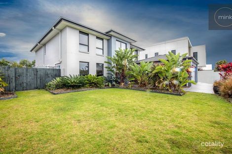 9 Lamatia Dr, Mountain Creek, QLD 4557