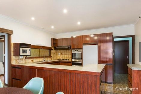 Property photo of 26 Greendale Road Bentleigh East VIC 3165