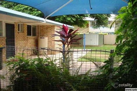 Property photo of 2 Roseanne Road Emerald QLD 4720