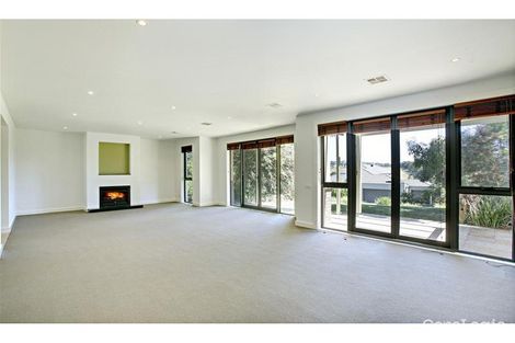 Property photo of 3 Nicklaus Place Chirnside Park VIC 3116
