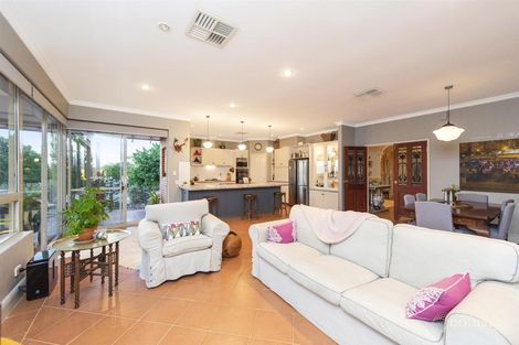 Property photo of 80 Ridgehill Rise Roleystone WA 6111