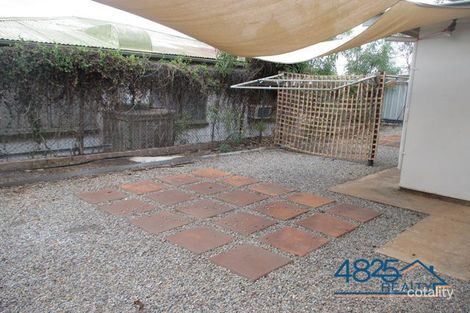 2/90 Webb St, Townview, QLD 4825