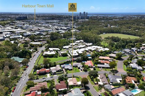 1 Berwick Ct, Arundel, QLD 4214