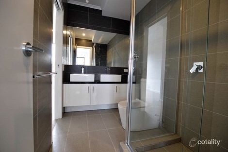 Property photo of 11/450 Doncaster Road Doncaster VIC 3108