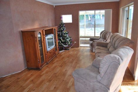 Property photo of 33 Matfield Way Gosnells WA 6110