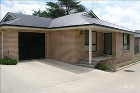 Property photo of 2/69 Autumn Street Orange NSW 2800