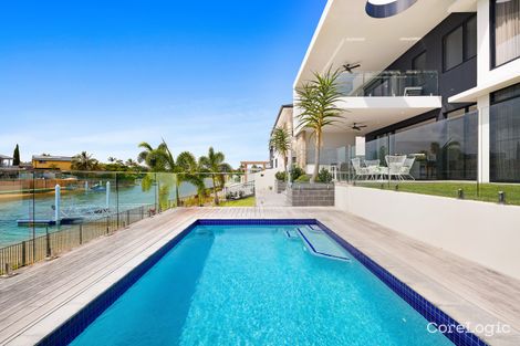 Property photo of 52 Lakeview Boulevard Mermaid Waters QLD 4218