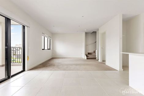 Property photo of 22/17 Edgeware Close Pakenham VIC 3810