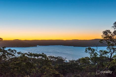 Property photo of 55 Riviera Avenue Avalon Beach NSW 2107