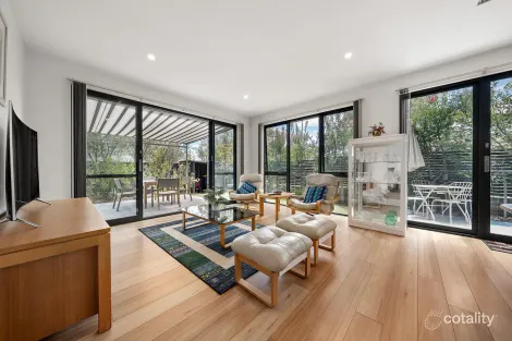 3/12 SHUMACK ST, WEETANGERA, ACT 2614