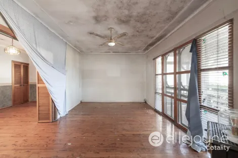 Property photo of 39 Elimatta Road Yarrawonga Park NSW 2264