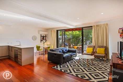 Property photo of 4/16 Park Street Hawthorne QLD 4171