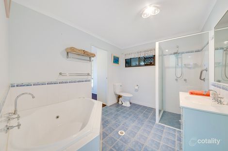 Property photo of 4 Stitt Close Glen Eden QLD 4680