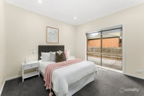 Property photo of 2/5 Glenbrook Avenue Clayton VIC 3168