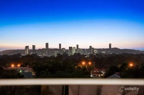 Property photo of 147 Randall Road Wynnum West QLD 4178