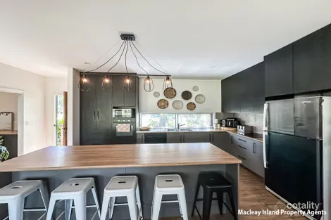 Property photo of 22 Wirralee Street Macleay Island QLD 4184