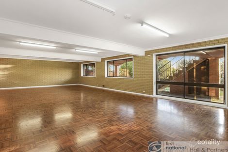 Property photo of 21 Monkhouse Drive Endeavour Hills VIC 3802
