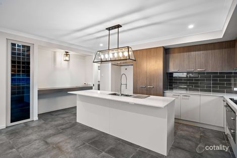 Property photo of 2 Wangi Way Coomera QLD 4209